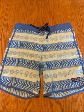 Patagonia Blue Patterned Board Shorts (34in waist)
